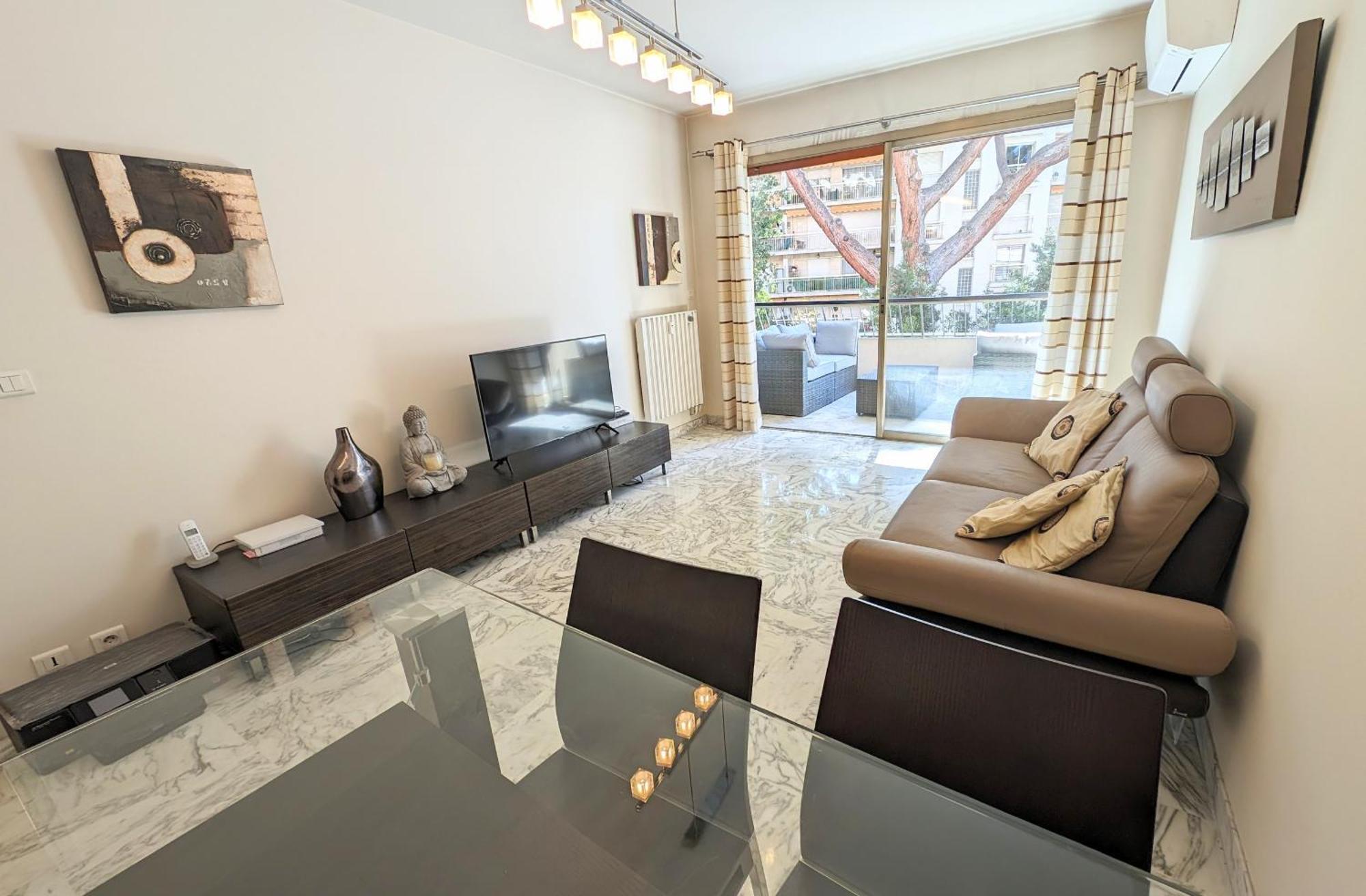 Lacour7 Palmes Dproperties Cannes